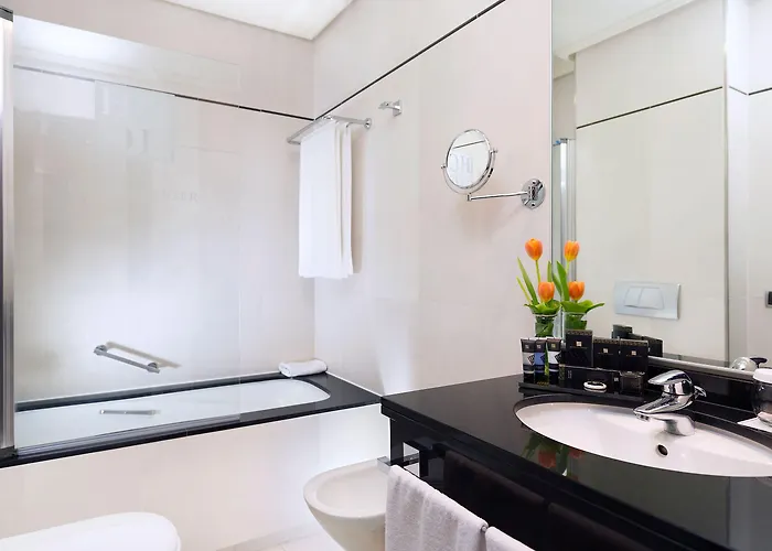 Hotel Center 4*