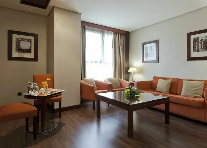 Center Hotel