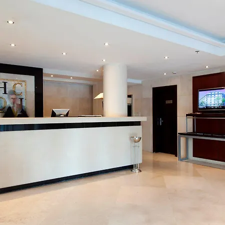 センター ホテル