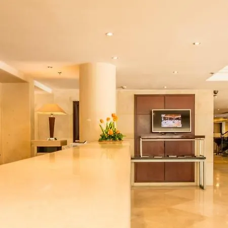 Center 4* Valencia