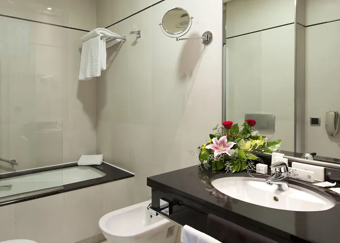 Center Hotell 4*