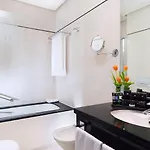 Hotell Center 4*